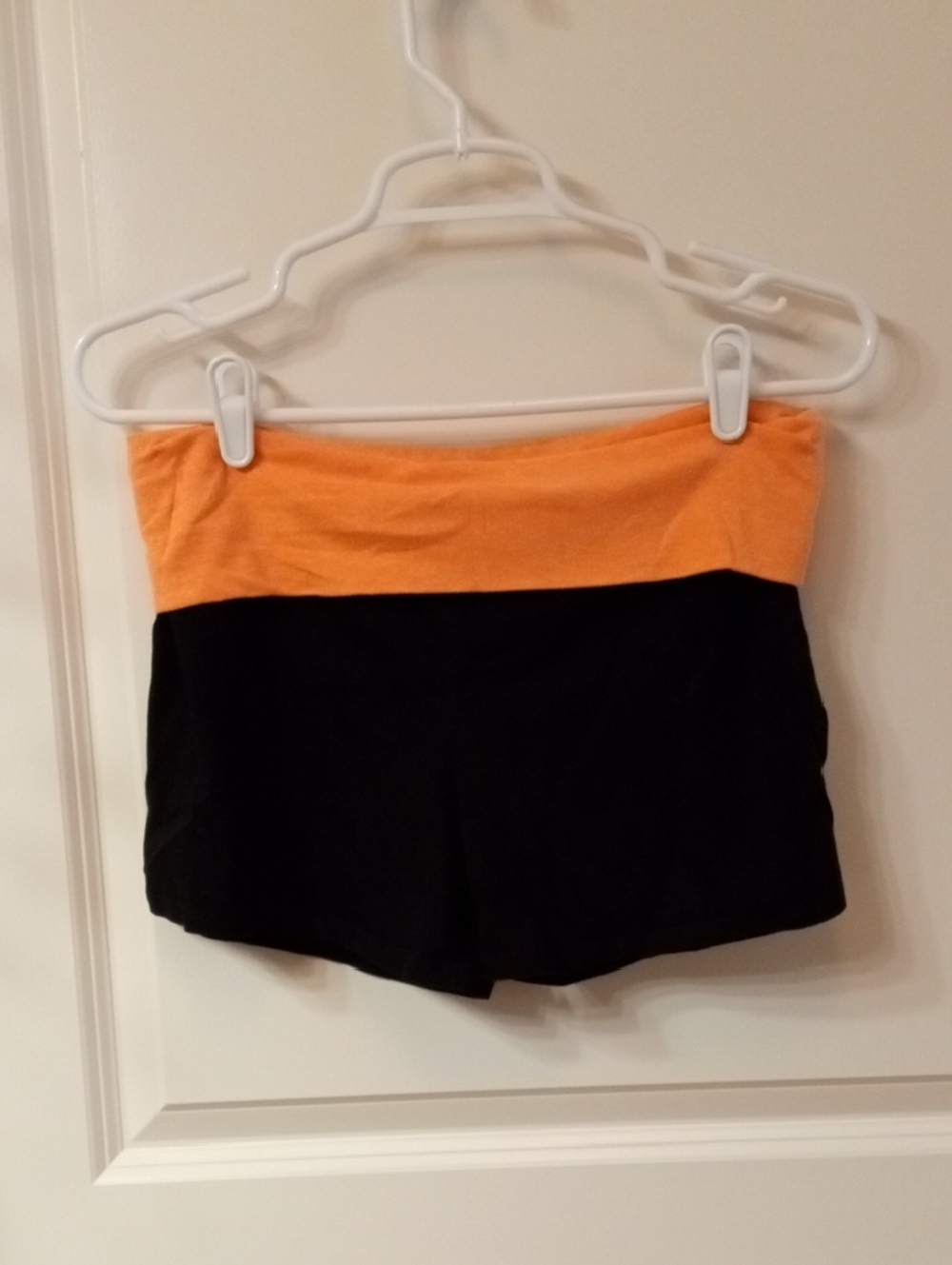 Fold-Over Yoga Shorts - Black w/Orange Waistband. Size Junior's Large